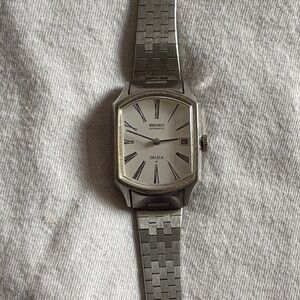 RARE Seiko Delíca Silver Rectangular Automatic Women’s Watch